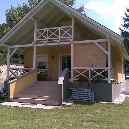 Rozmaring Haz Villa Balatonlelle Exterior photo